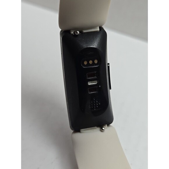 Fitbit Inspire HR FB413 Activity Tracker Heart Monitor Smartwatch W/ Charger - Picture 10 of 12